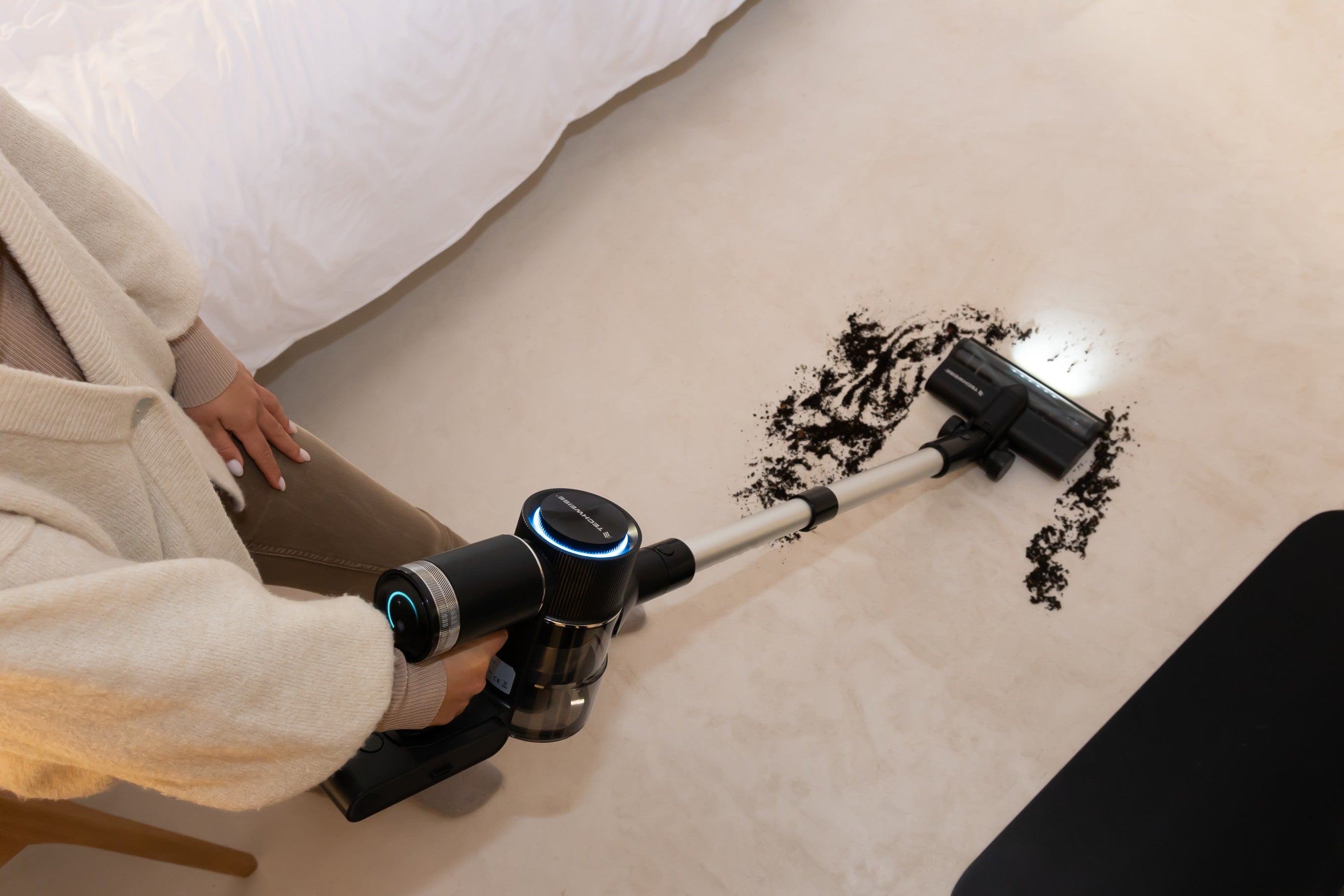 TV1 Cordless Steel Vacuum Cleaner | 90 minutes battery life